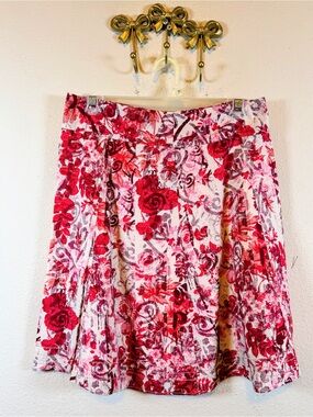 GAP Red & Pink Floral Mosaic A-Line Skirt.  Size 0